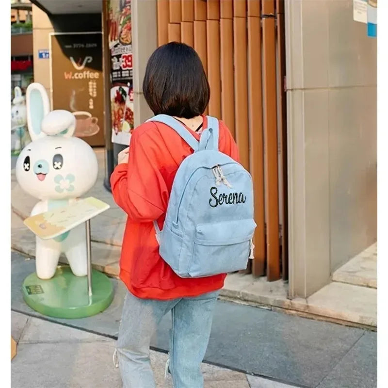 Mochila de pana con su nombre bordado