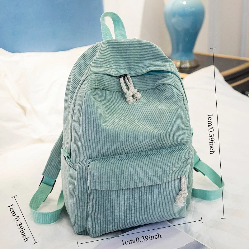 Mochila de pana con su nombre bordado